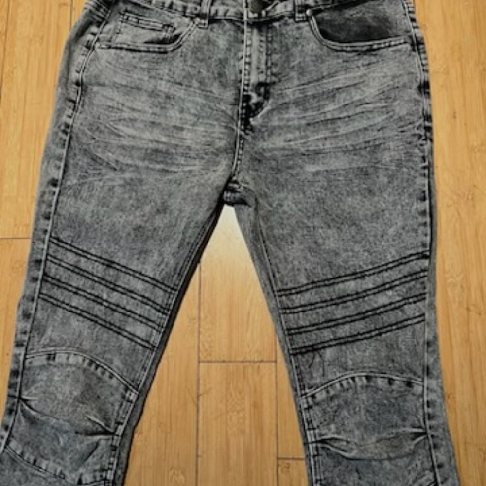 Mens Denim & Rivets acid wash style jeans.